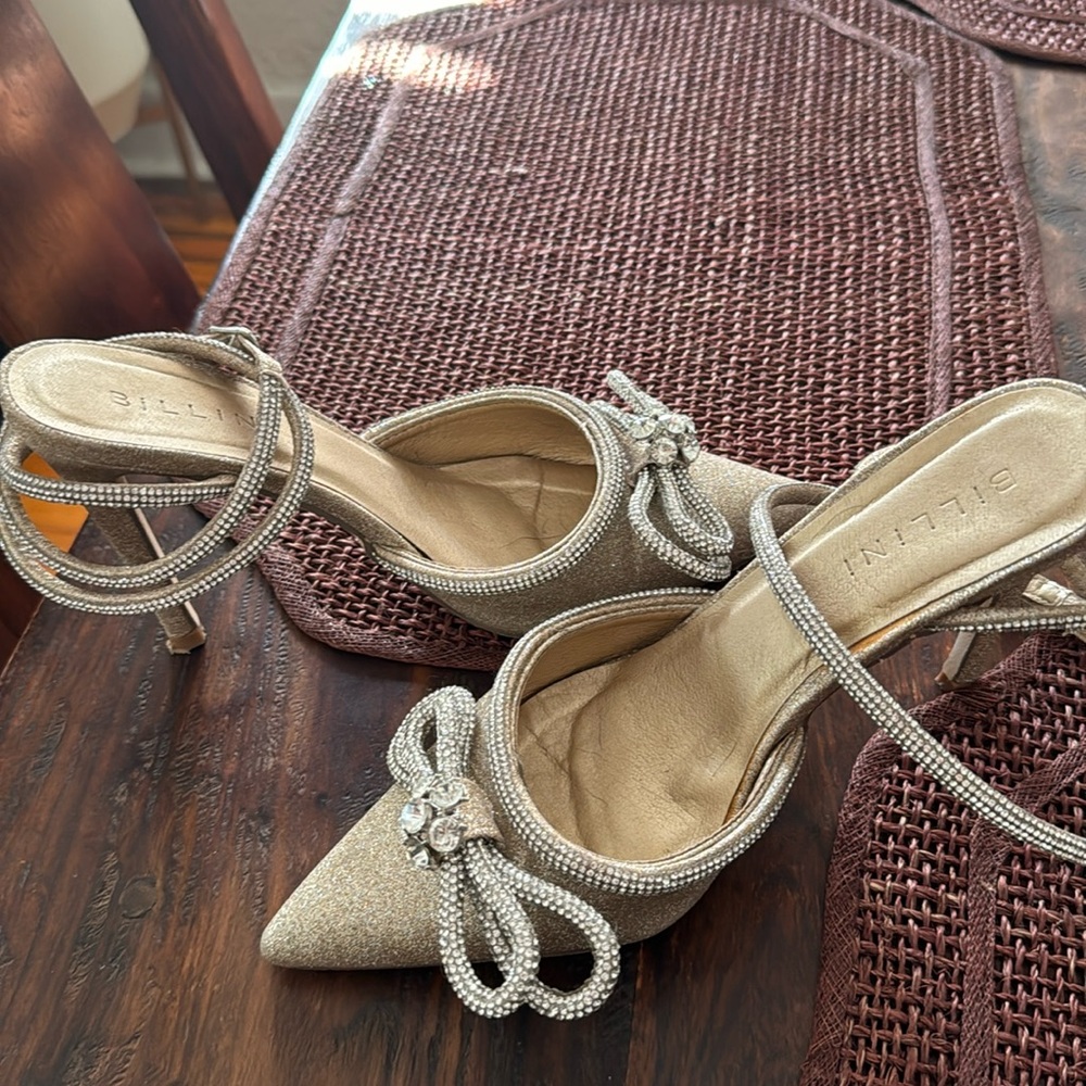 Billini gold sparkle bow heel